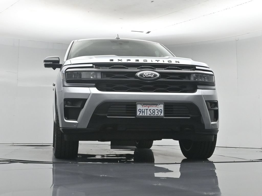 Used 2023 Ford Expedition Limited AWD/4WD image 50