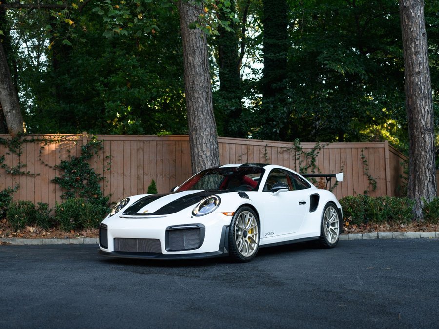 Used 2018 Porsche 911 GT2 RS image 1