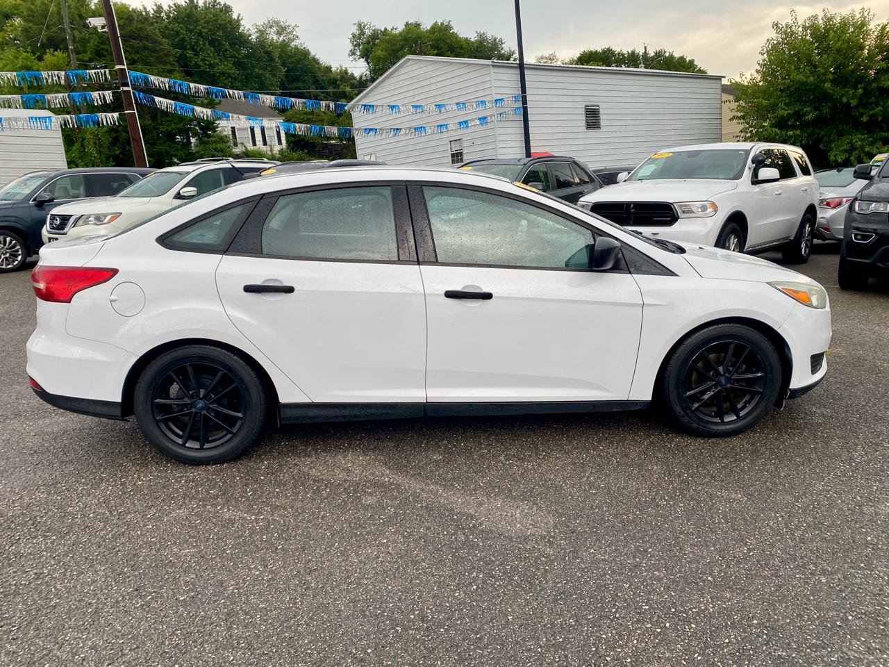 Used 2015 Ford Focus S FWD image 8