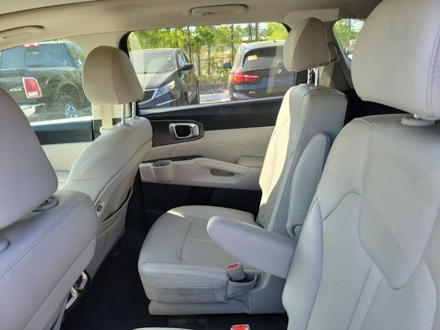 Used 2022 Kia Sorento SX image 31