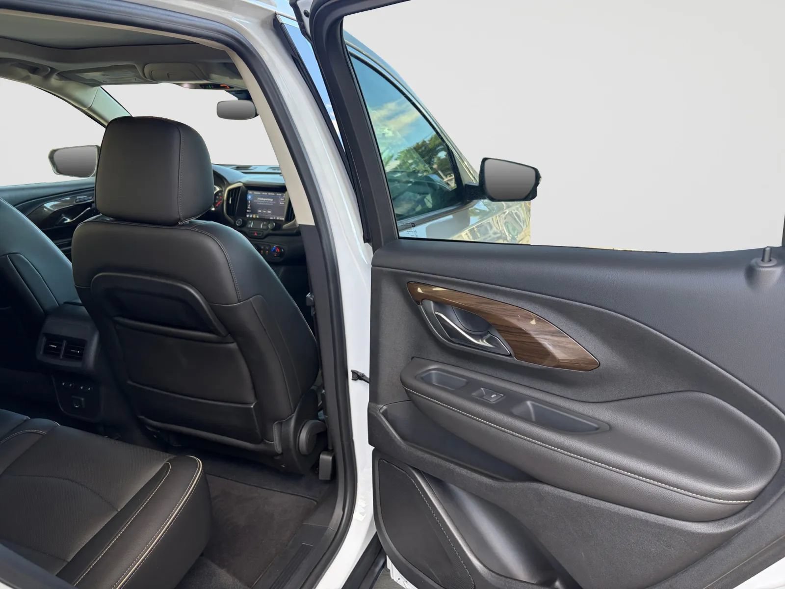 Used 2020 GMC Terrain Denali w/ Denali Premium Package AWD/4WD image 17