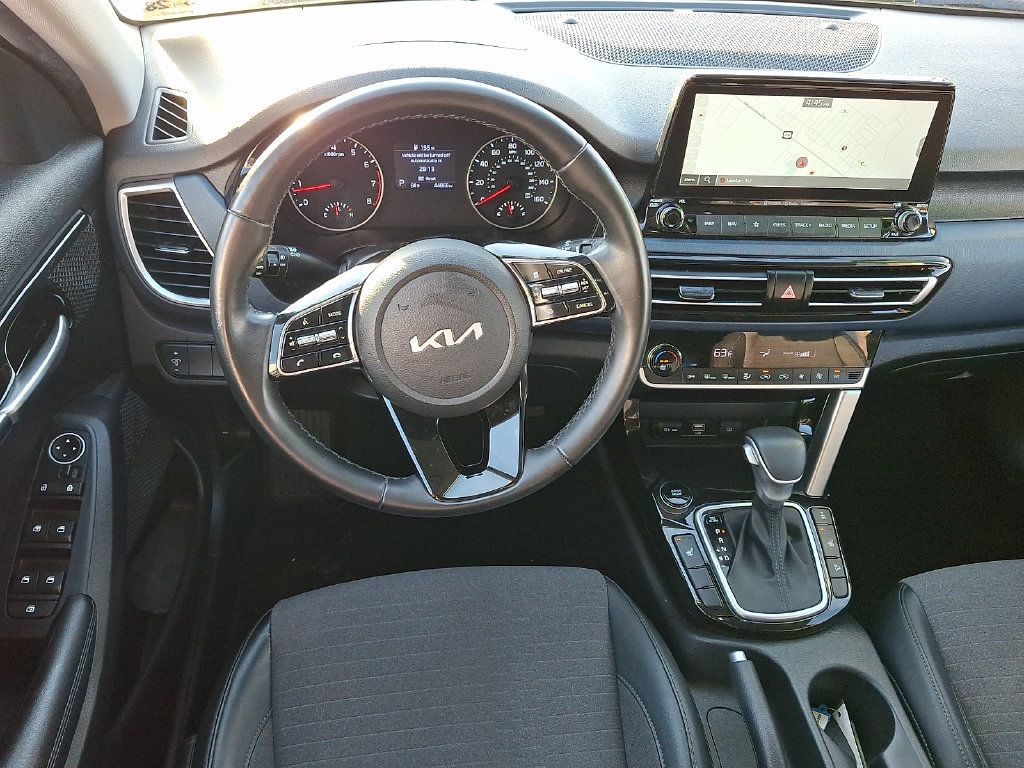 Certified 2023 Kia Seltos S w/ Navigation Package AWD/4WD image 13