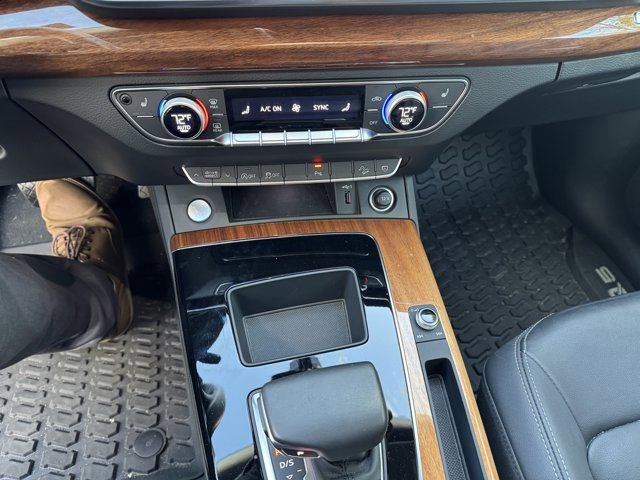 Used 2022 Audi Q5 2.0T Premium AWD/4WD image 20