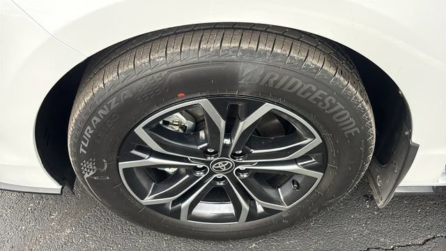 New 2026 Toyota Sienna Platinum image 37