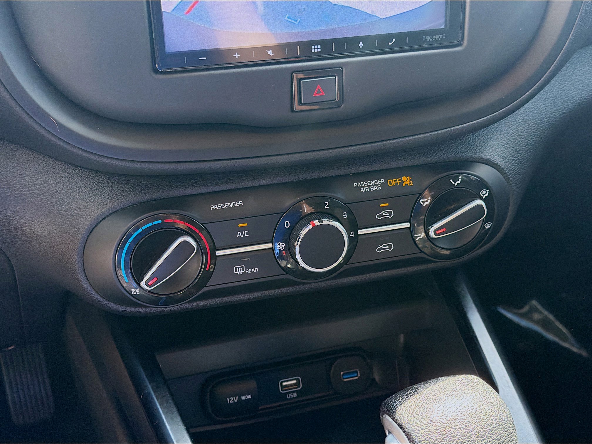 Used 2020 Kia Soul LX image 12