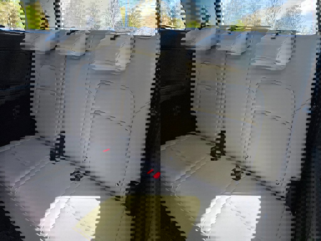 New 2026 Nissan Pathfinder SL image 16