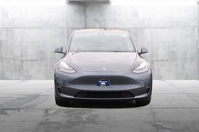 Used 2021 Tesla Model Y Long Range image 4