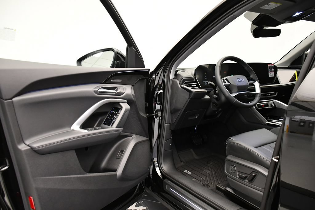 Used 2025 Audi Q5 Prestige AWD/4WD image 34