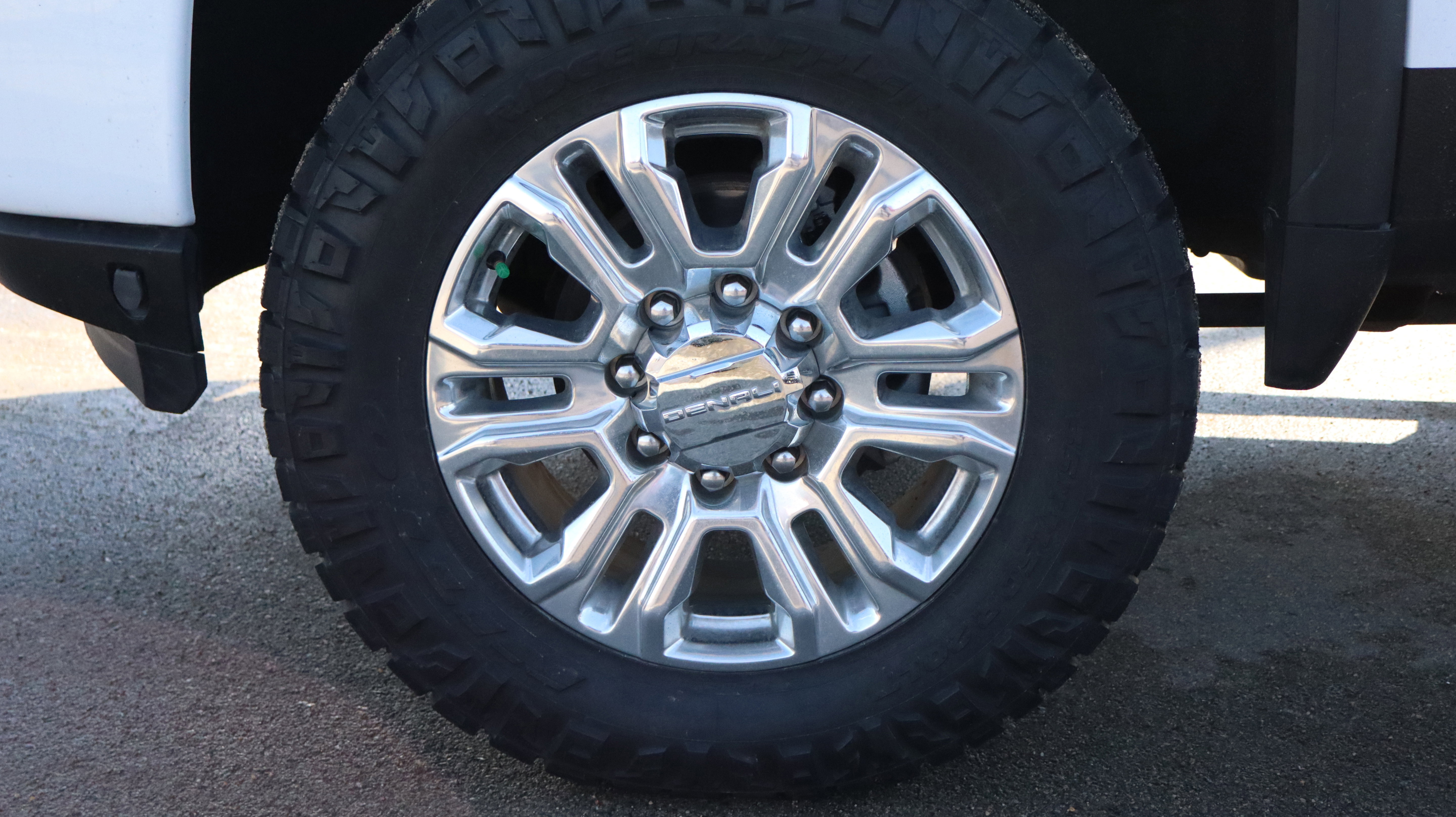 Used 2020 GMC Sierra 3500 Denali w/ Denali Ultimate Package image 22