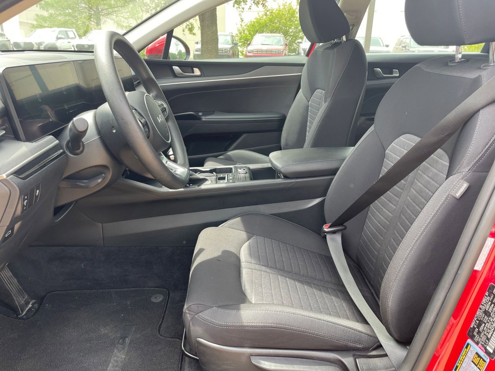 Used 2025 Kia K5 LXS image 30