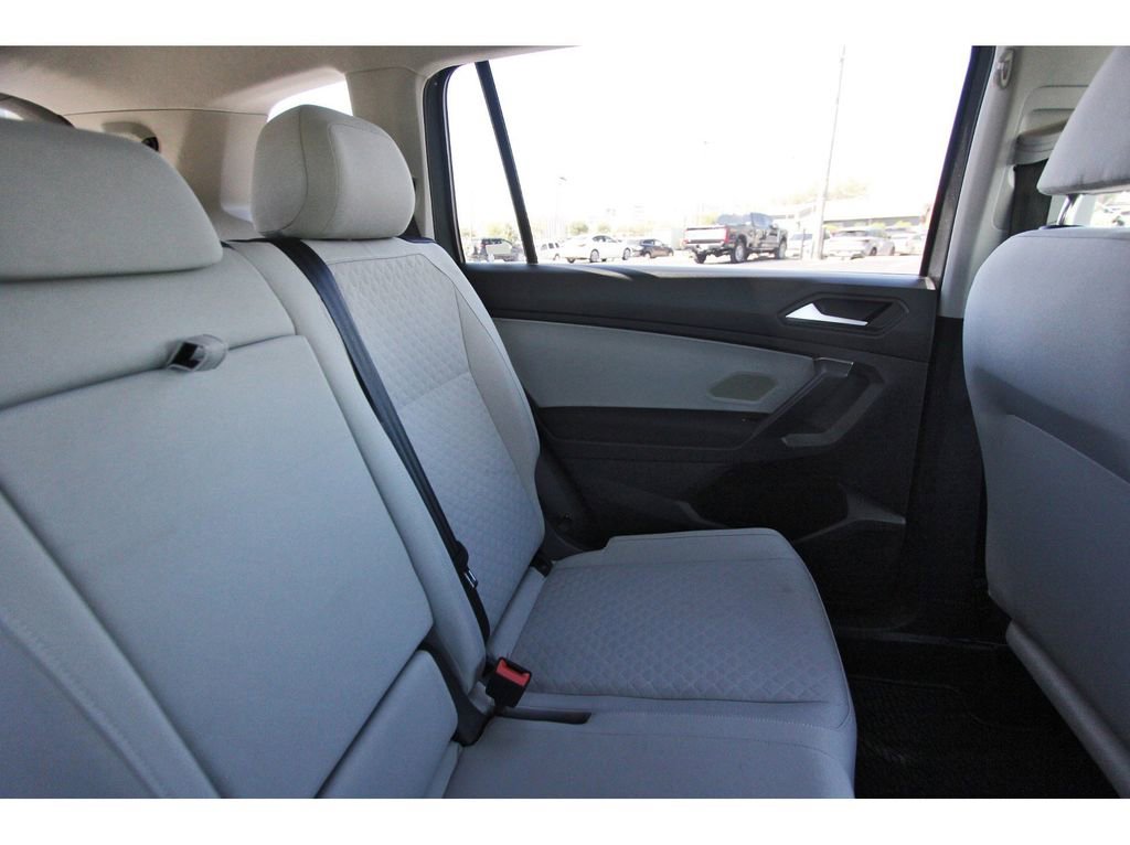 Used 2021 Volkswagen Tiguan S FWD image 13