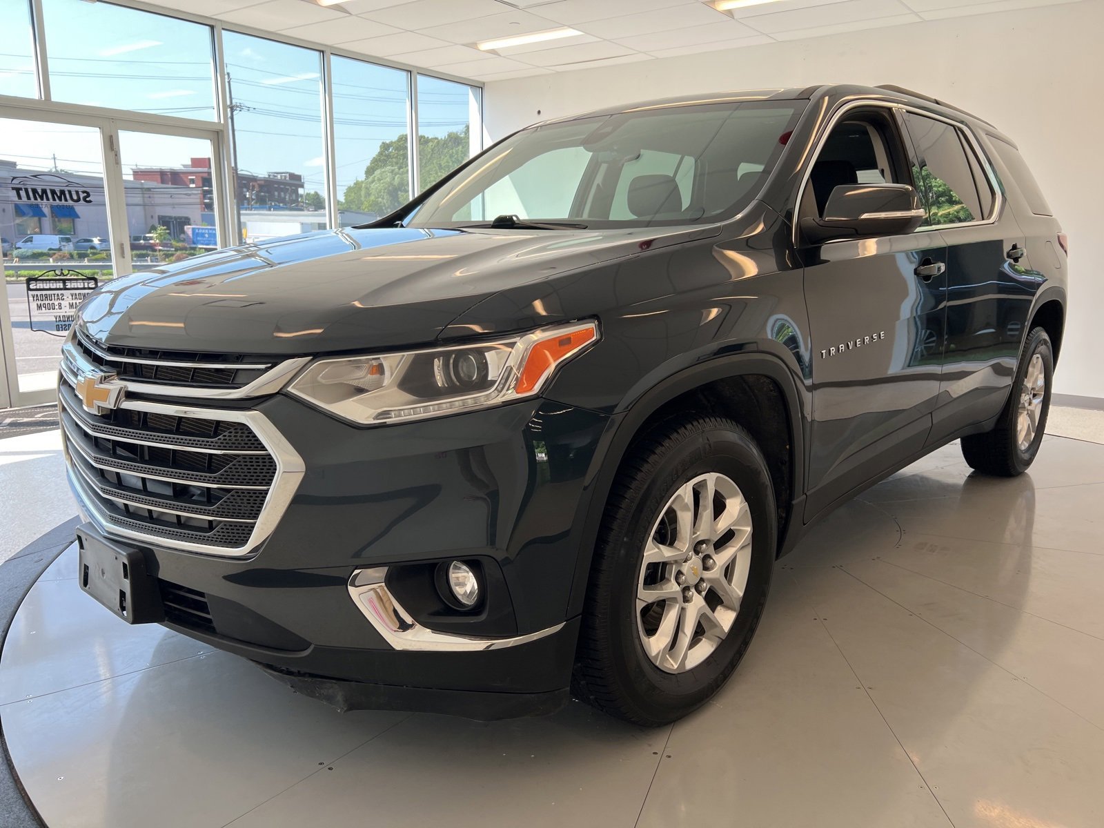 Used 2021 Chevrolet Traverse LT image 61