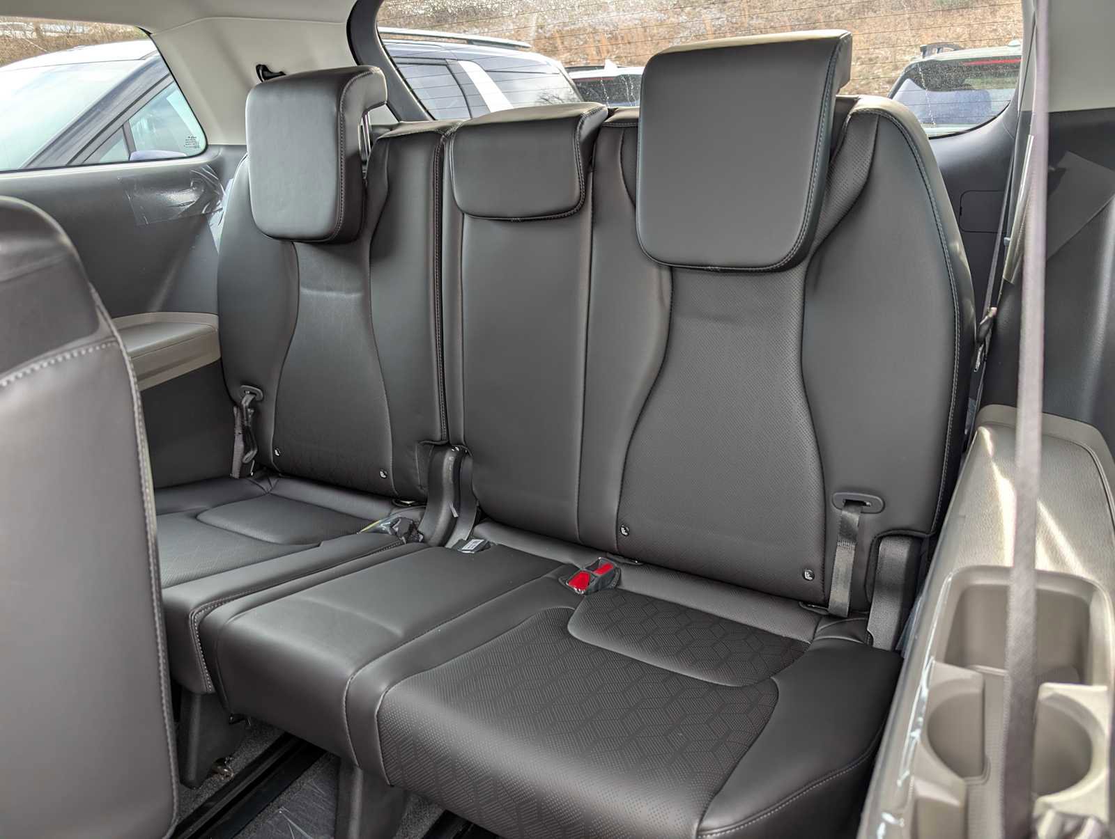 New 2026 Kia Carnival FWD image 15