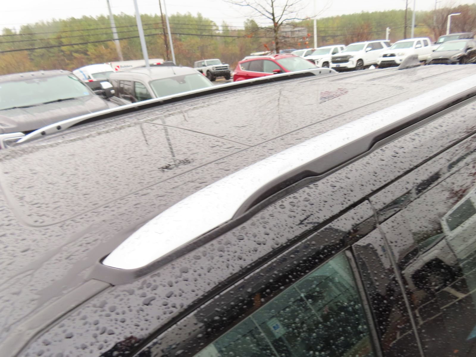 Used 2017 Ford Explorer Platinum image 10