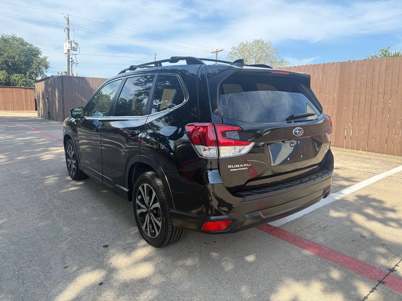 Used 2020 Subaru Forester Limited w/ Popular Package #3 AWD/4WD image 4