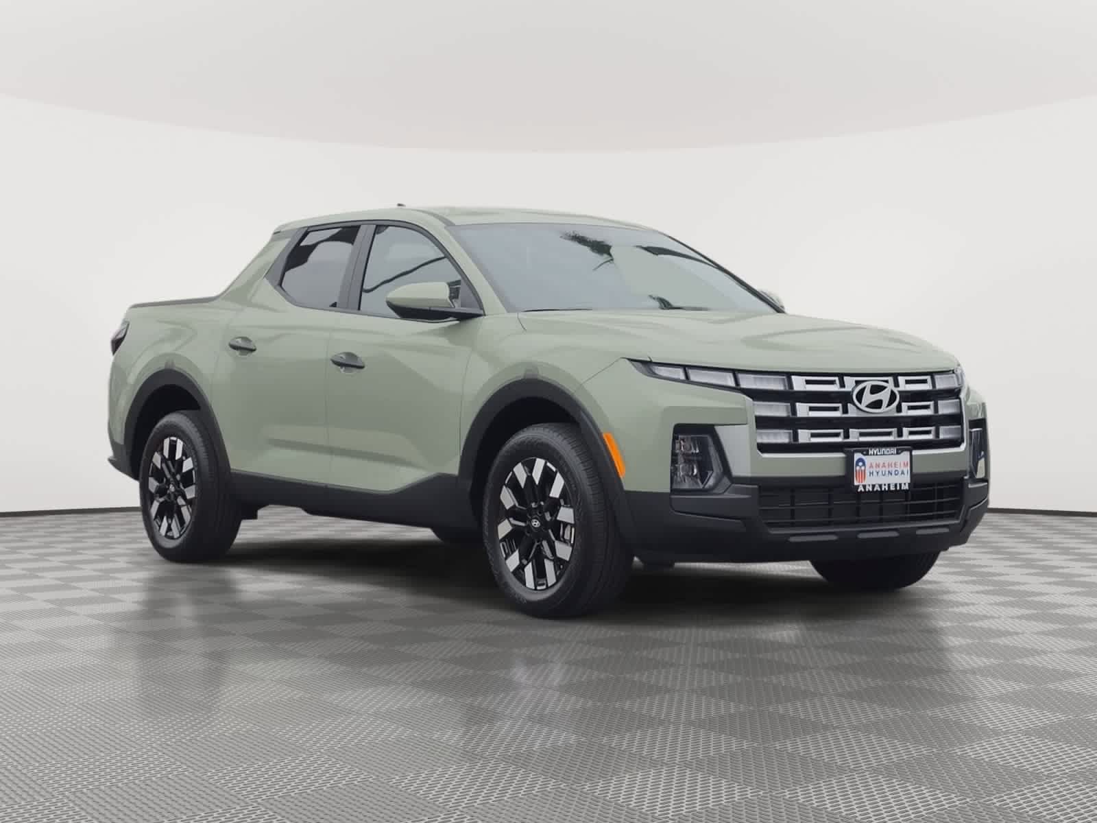 New 2027 Hyundai Santa Cruz SE FWD image 3