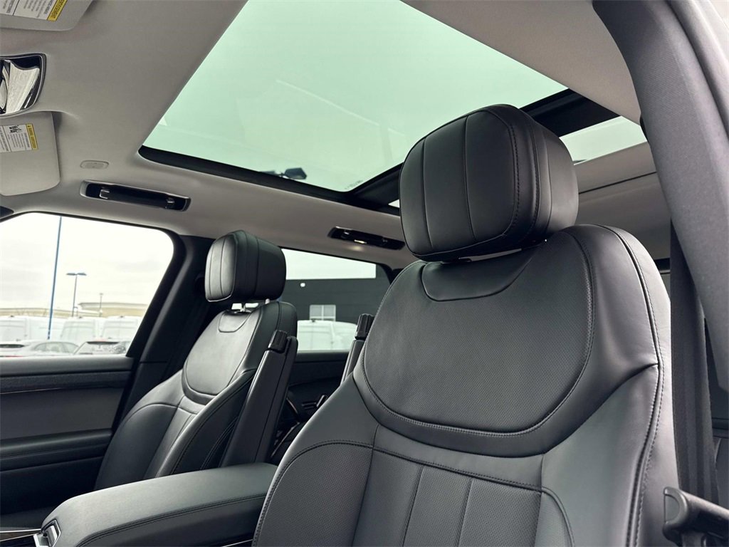 Used 2024 Land Rover Range Rover Sport Dynamic SE image 19