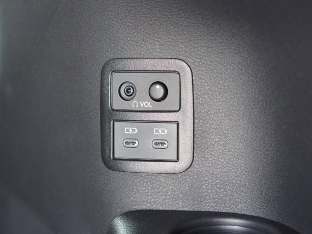 Certified 2026 Toyota Sienna XSE image 55