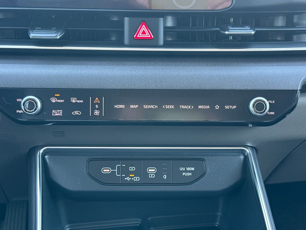 New 2026 Kia Carnival EX image 27