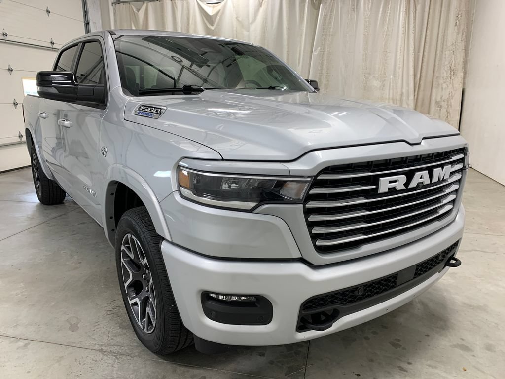 Used 2026 RAM 1500 Laramie w/ Laramie Preferred Package AWD/4WD image 2