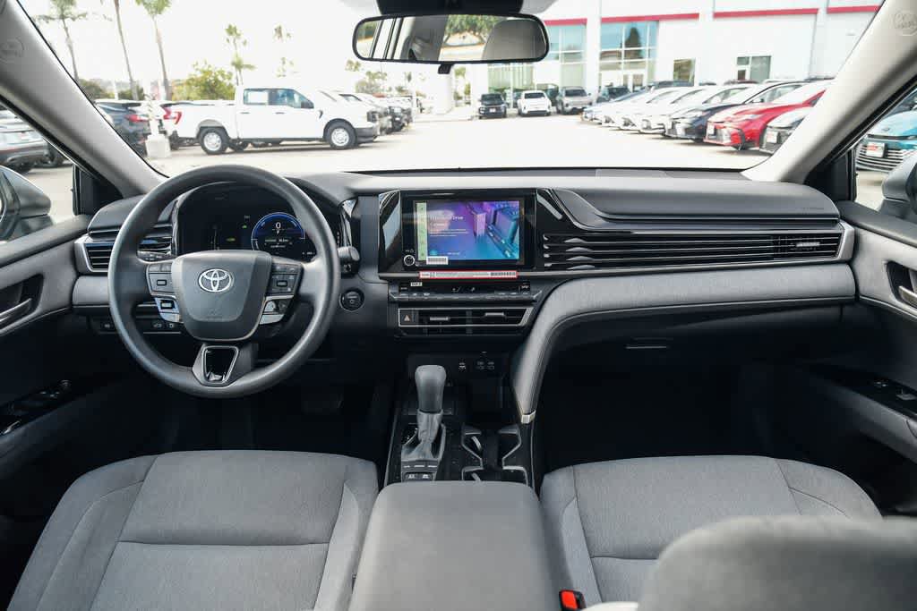 Used 2026 Toyota Camry LE FWD image 14