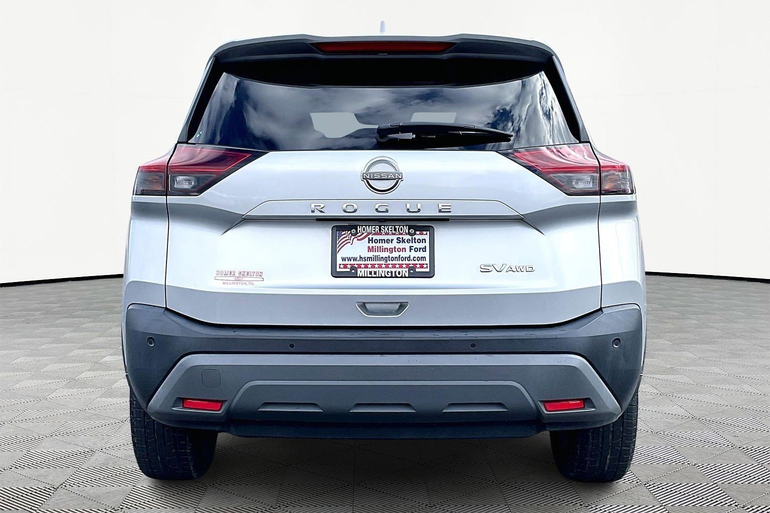 Used 2022 Nissan Rogue SV image 4