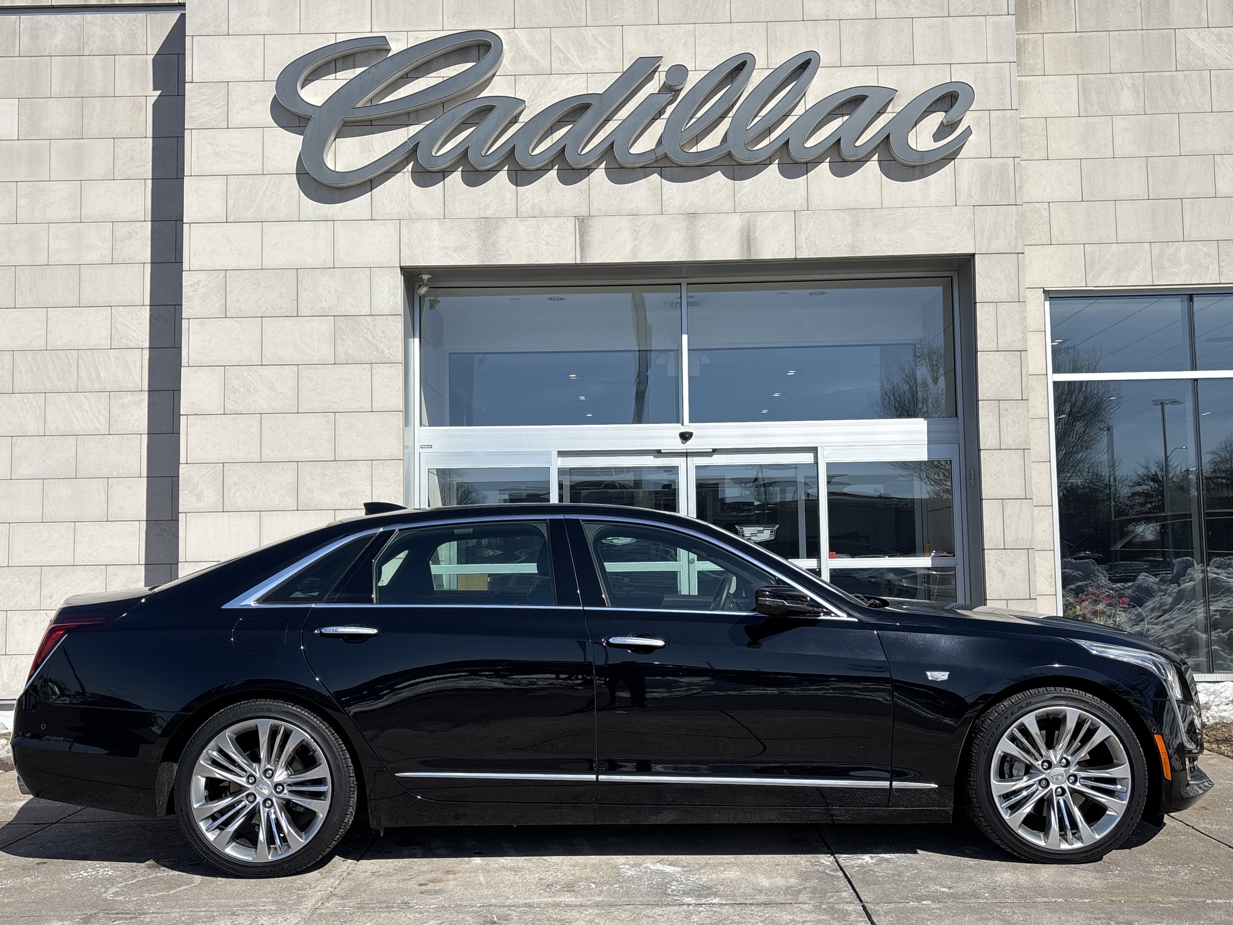 Used 2017 Cadillac CT6 Platinum image 3