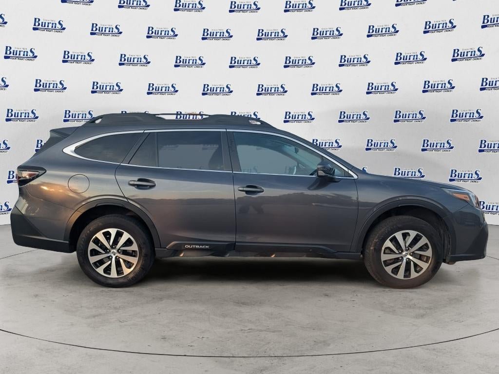 Used 2022 Subaru Outback Premium AWD/4WD image 2