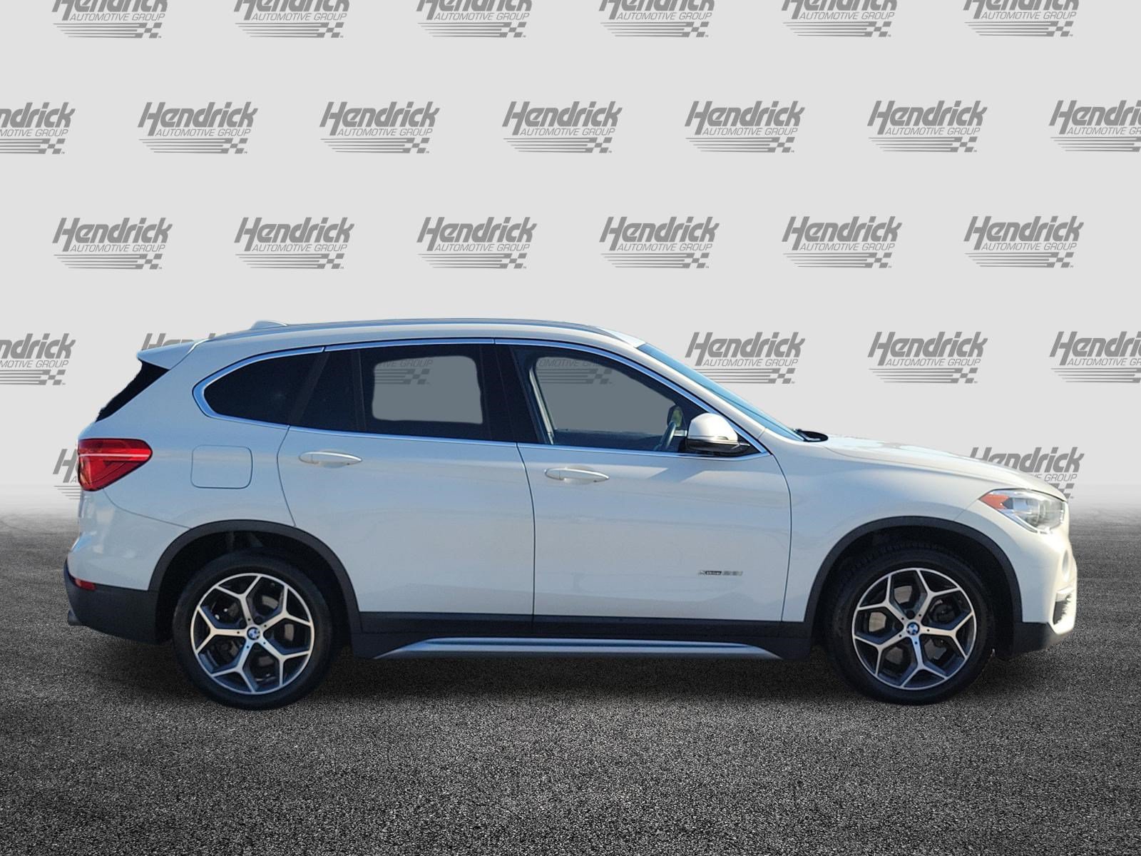 Used 2017 BMW X1 xDrive28i AWD/4WD image 8