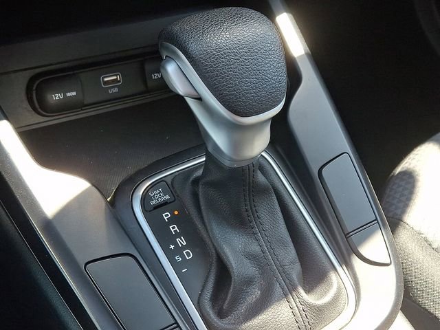 Used 2023 Kia Soul LX w/ LX Technology Package FWD image 16