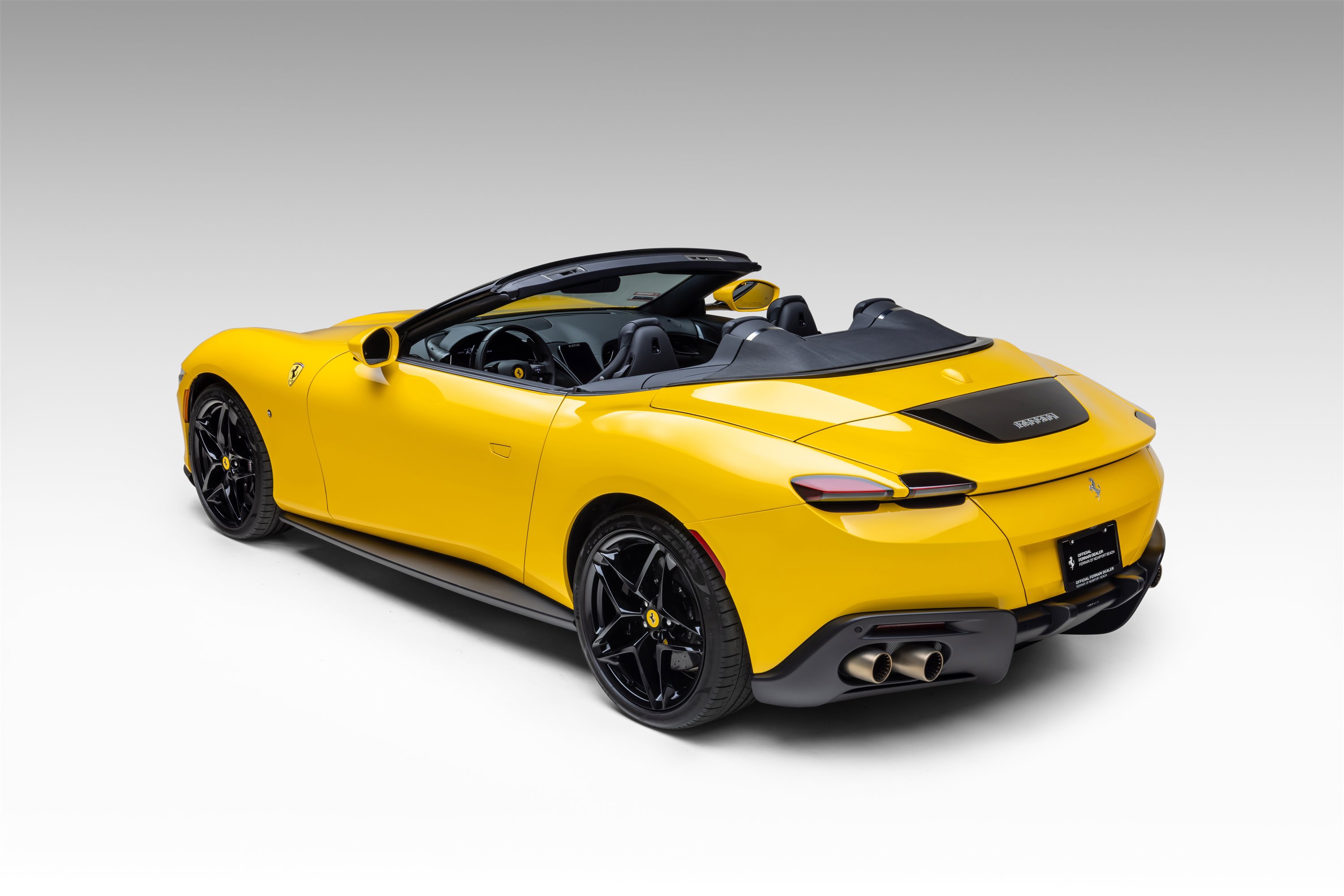 Certified 2025 Ferrari Roma Spider image 9