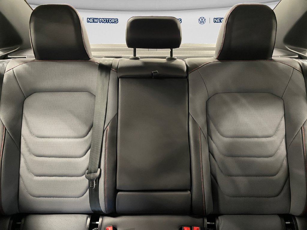 Certified 2026 Volkswagen Jetta GLI Autobahn FWD image 13