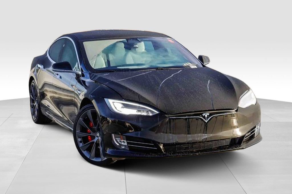 Used 2021 Tesla Model S Performance image 2