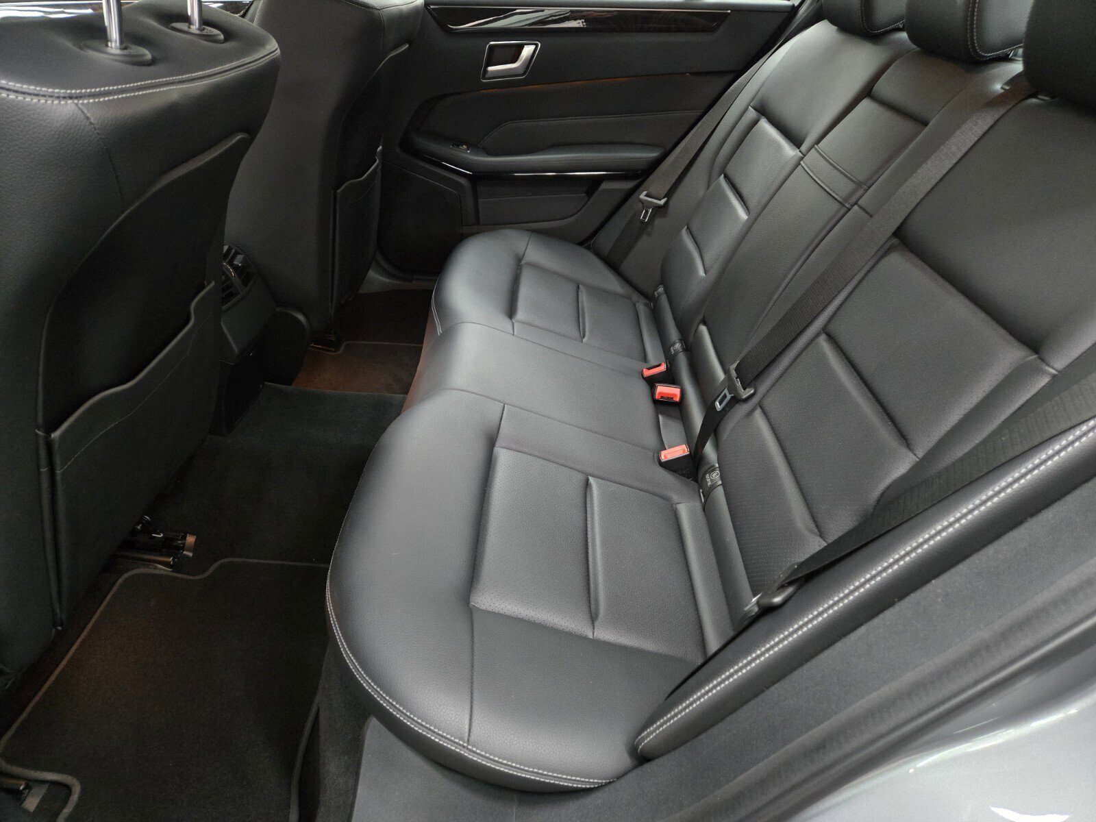 Used 2015 Mercedes-Benz E 350 Sedan image 8