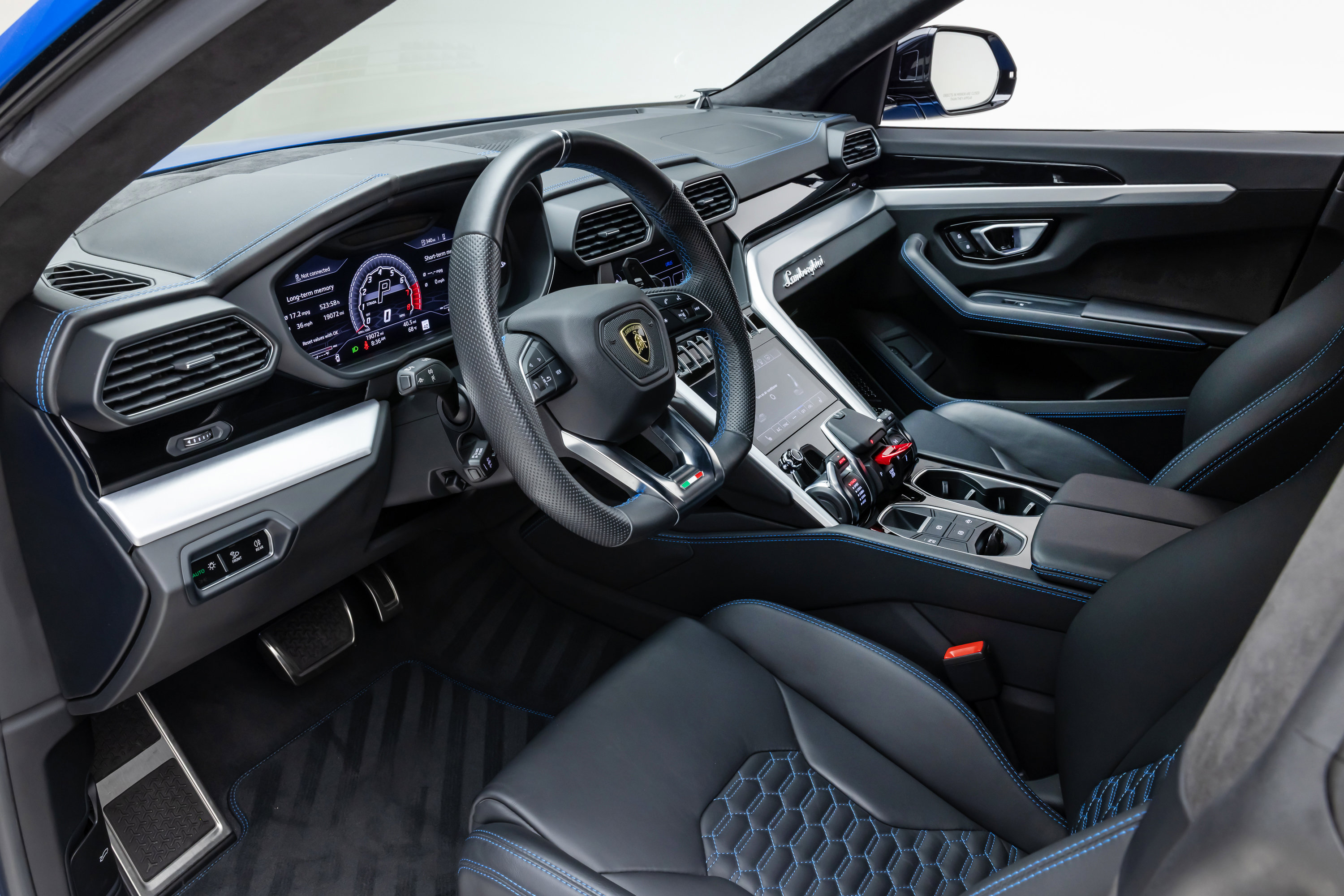 Used 2019 Lamborghini Urus image 87