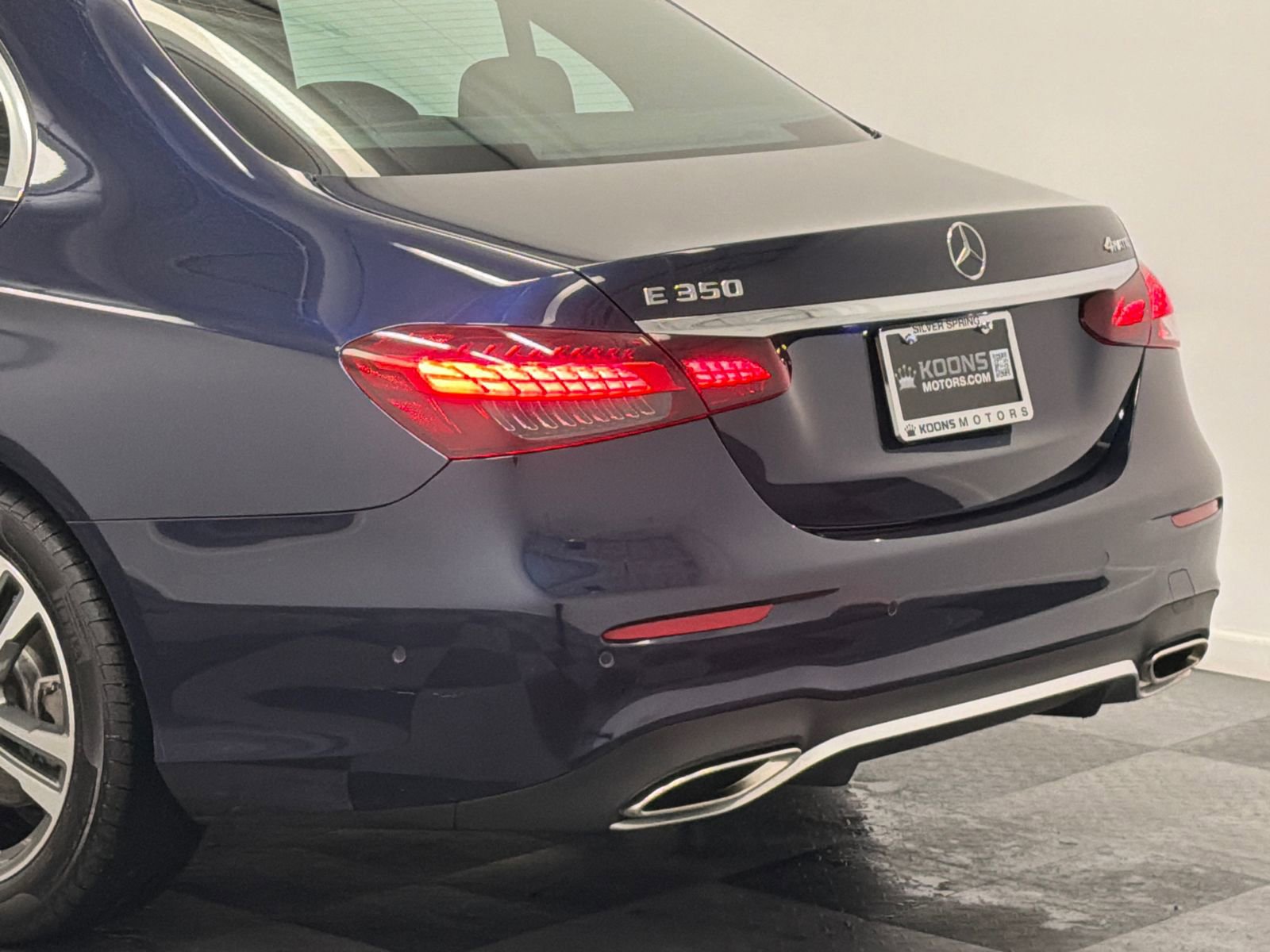 Used 2023 Mercedes-Benz E 350 4MATIC Sedan image 8