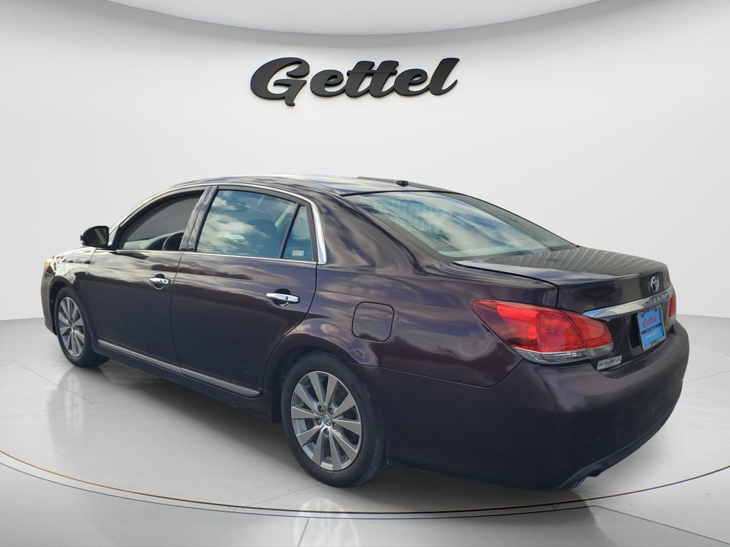 Used 2011 Toyota Avalon Limited FWD image 6