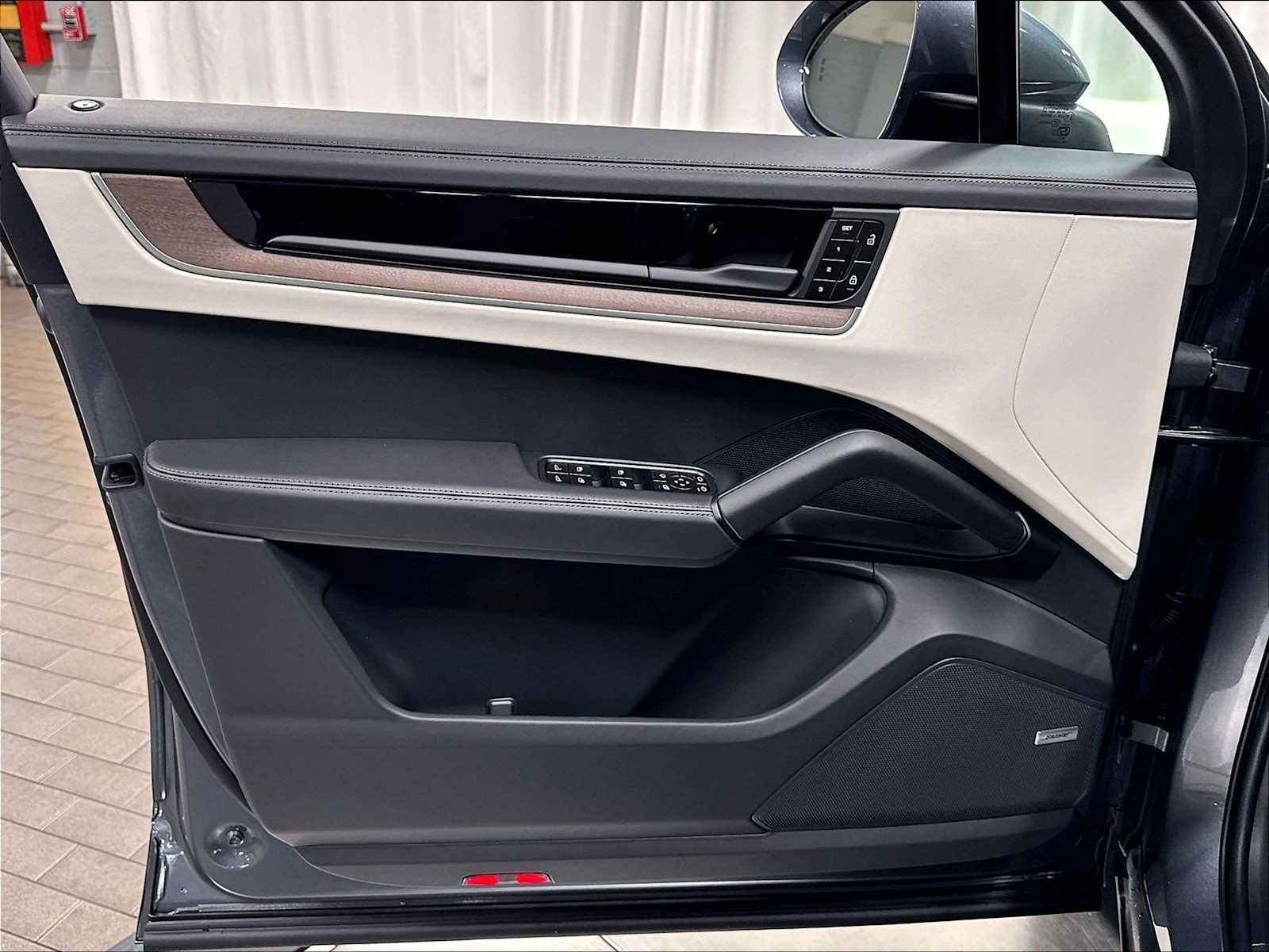 New 2026 Porsche Cayenne AWD/4WD image 22