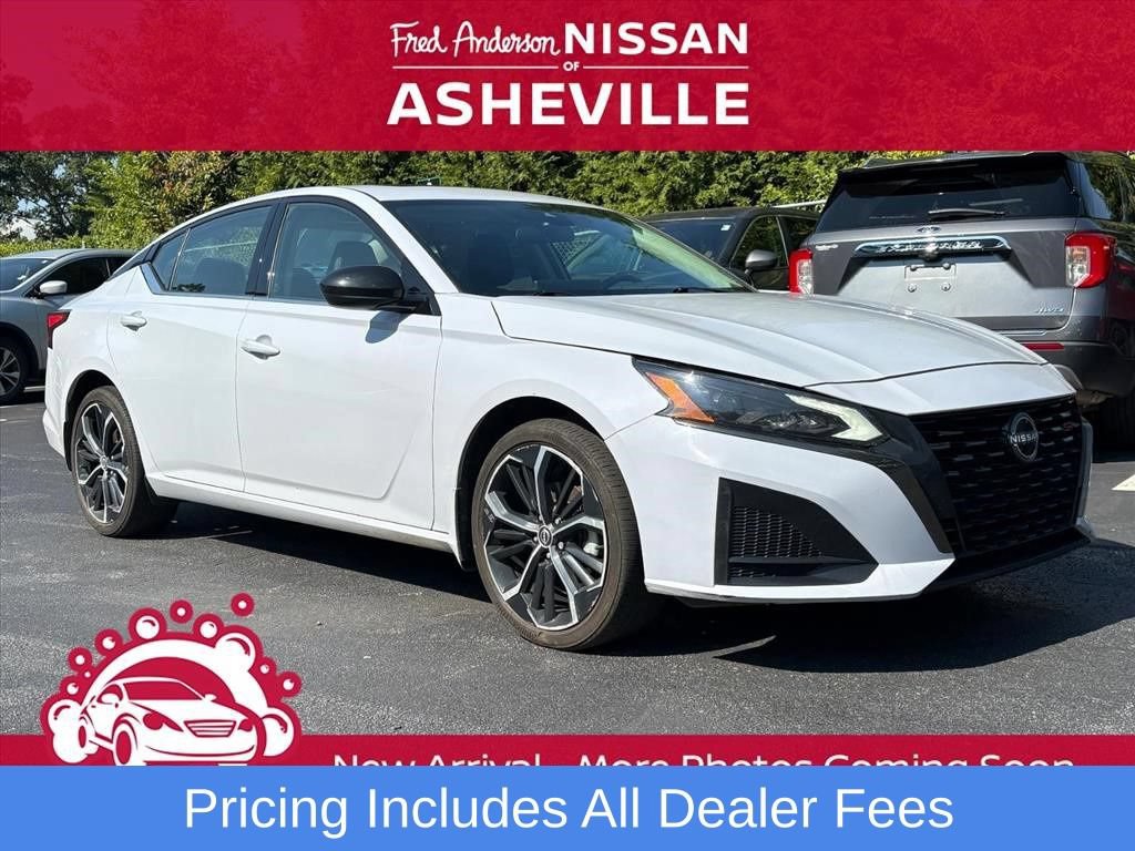 Used 2024 Nissan Altima 2.5 SR w/ SR Premium Package