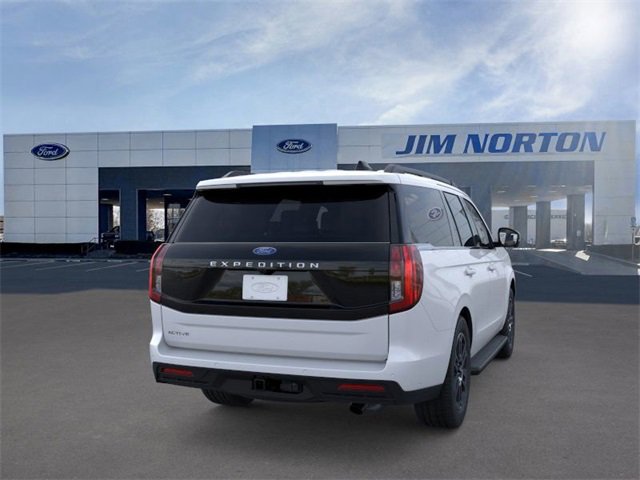 New 2025 Ford Expedition Active image 8