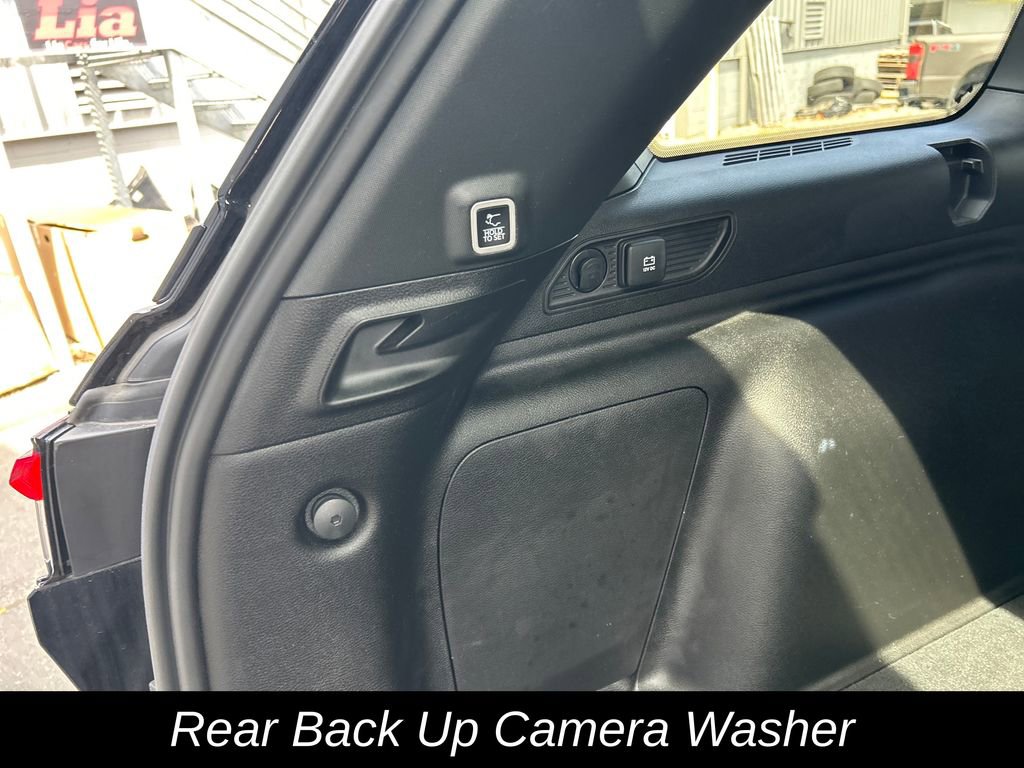 Used 2023 Jeep Grand Cherokee 4WD 4xe w/ Luxury Tech Group II image 28