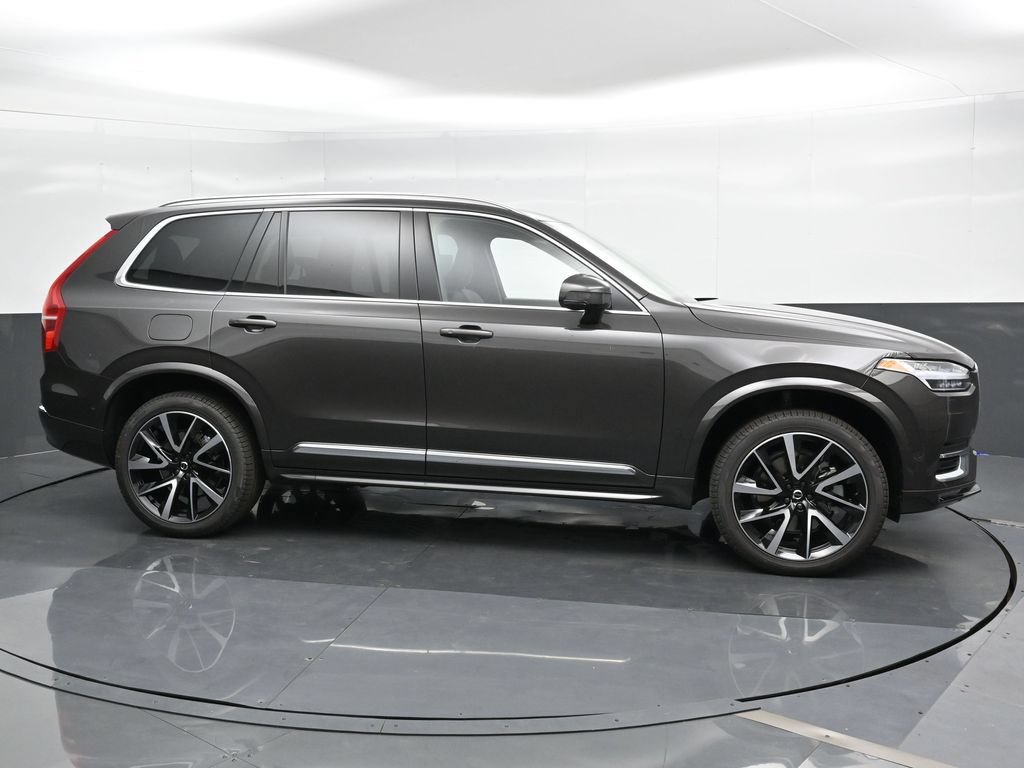 New 2025 Volvo XC90 B6 Plus w/ Protection Package Premier AWD/4WD image 3