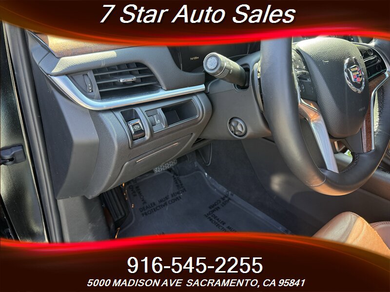 Used 2015 Cadillac XTS Luxury w/ Driver Awareness Package image 9