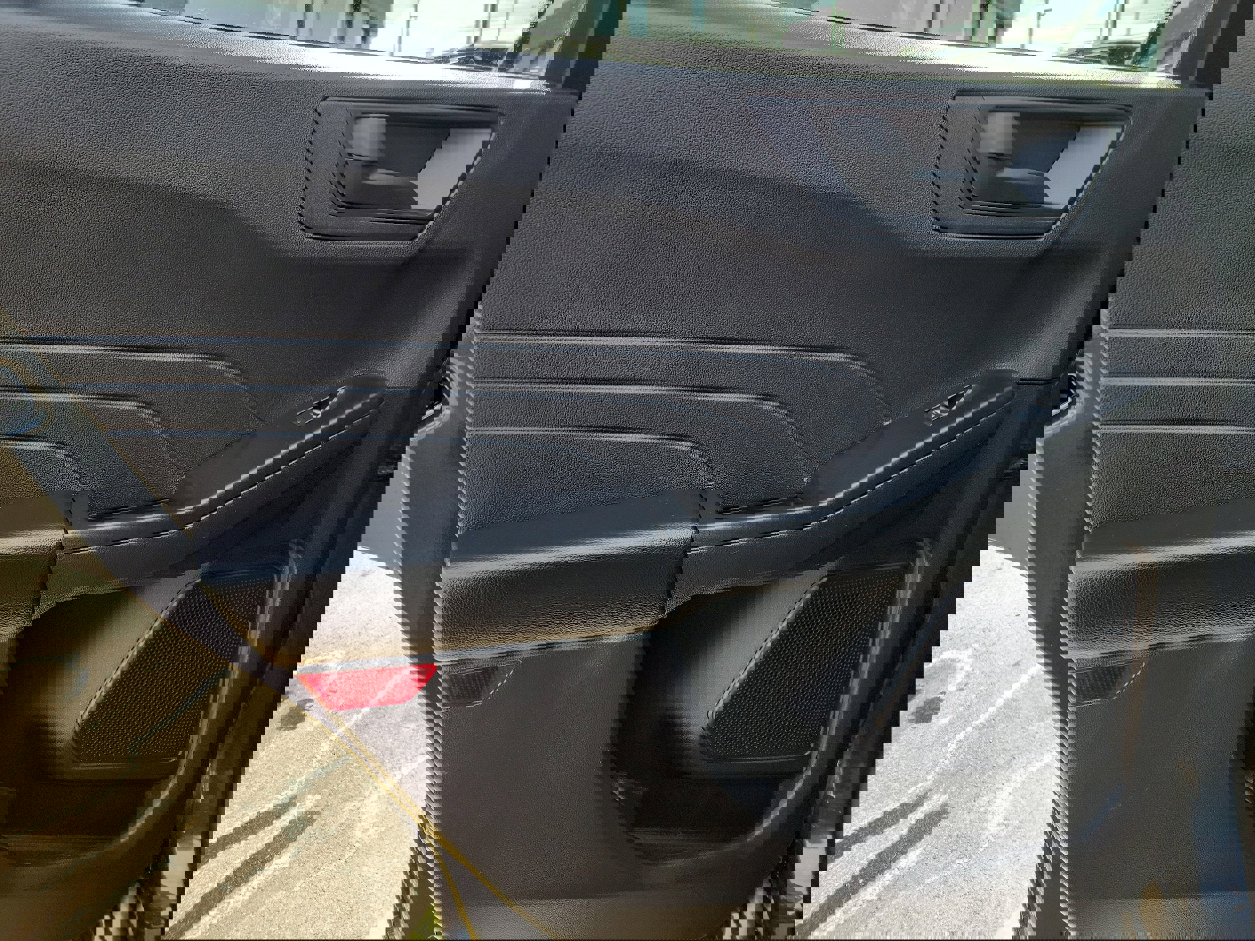 Certified 2022 Ford Escape SE w/ Cold Weather Package AWD/4WD image 10