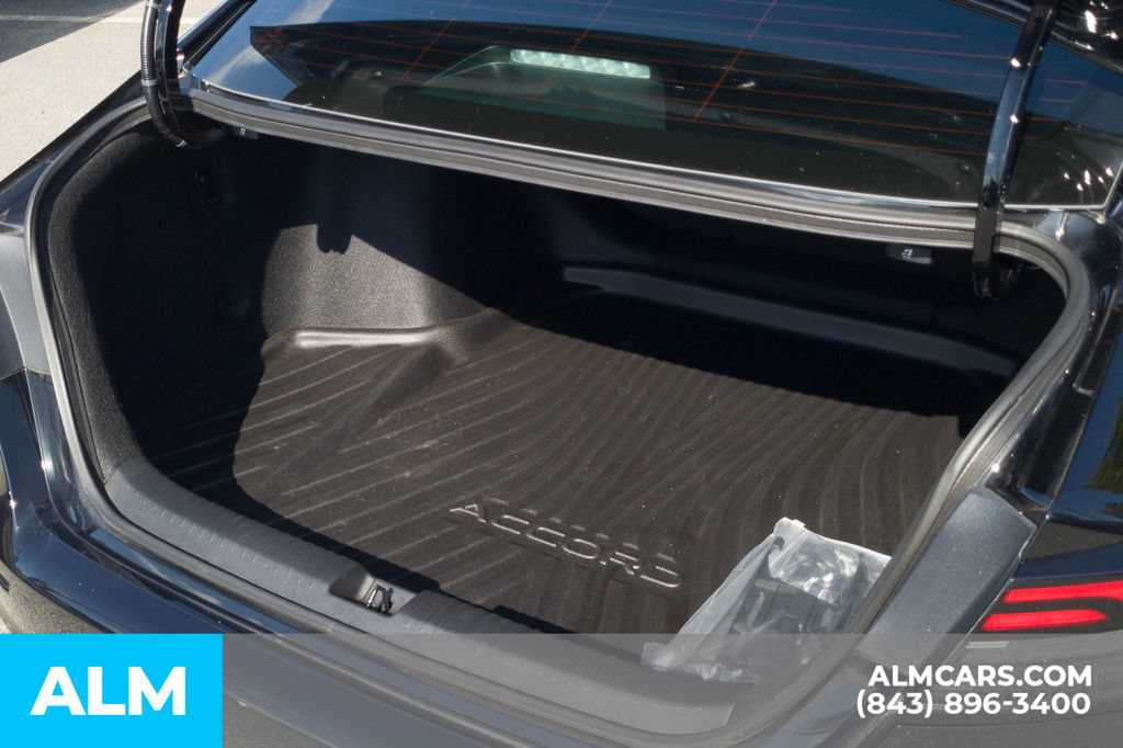 Used 2025 Honda Accord Sport image 8
