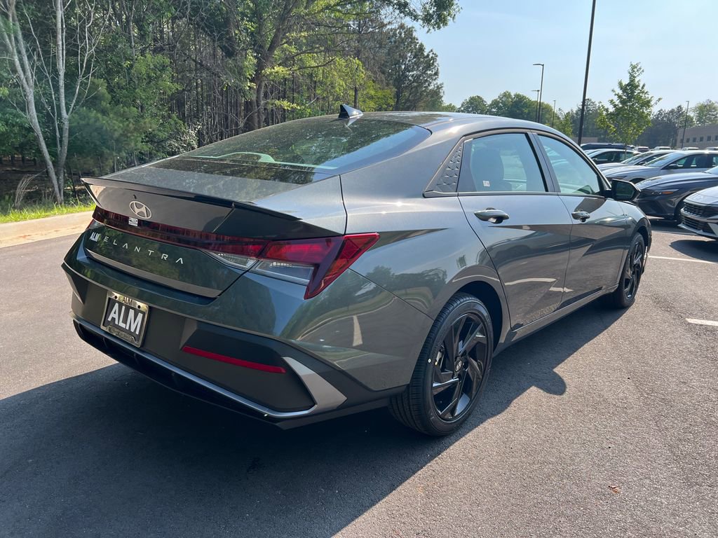 New 2026 Hyundai Elantra Sport FWD image 6