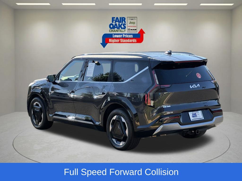 Used 2024 Kia EV9 Land AWD/4WD image 10