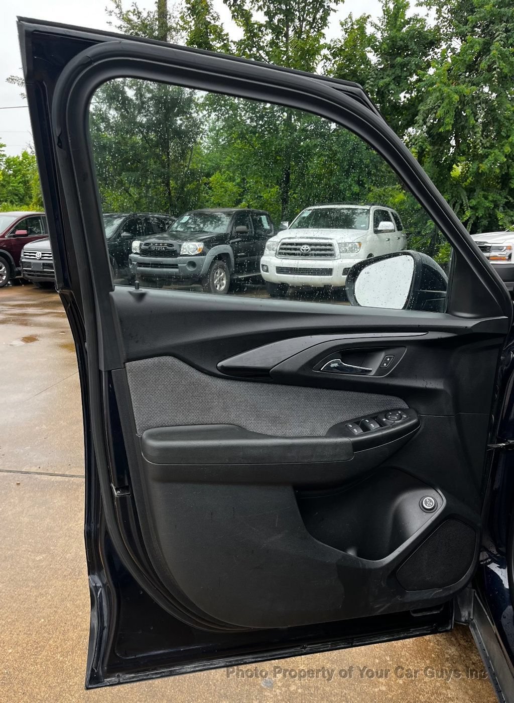 Used 2021 Chevrolet TrailBlazer LT w/ Sun and Liftgate Package FWD image 17