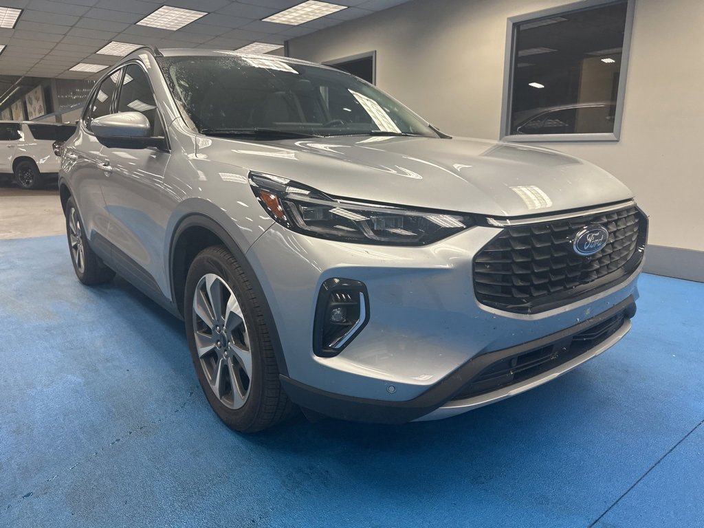 Used 2023 Ford Escape Platinum