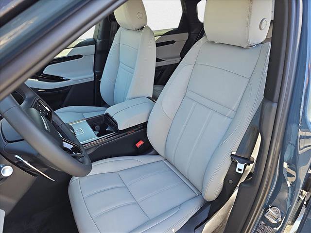 New 2026 Land Rover Range Rover Evoque S image 13